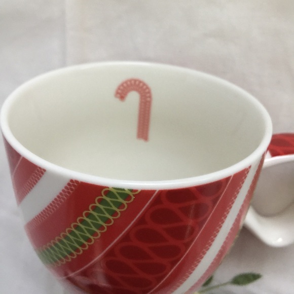 Starbucks 2005 Christmas Ribbon Candy Cane Cup - Picture 2 of 6